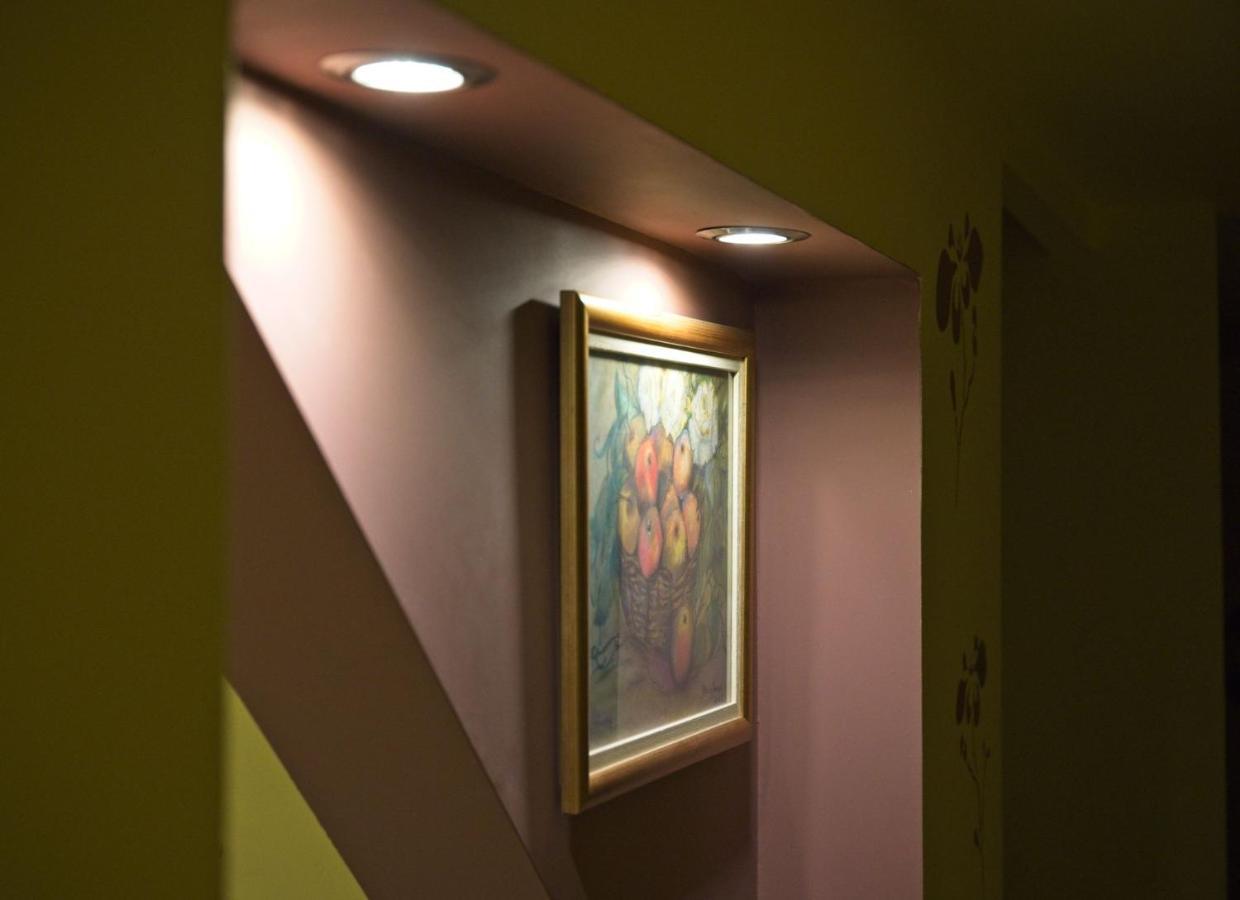 Medison Family Boutique B&B Kielce Buitenkant foto