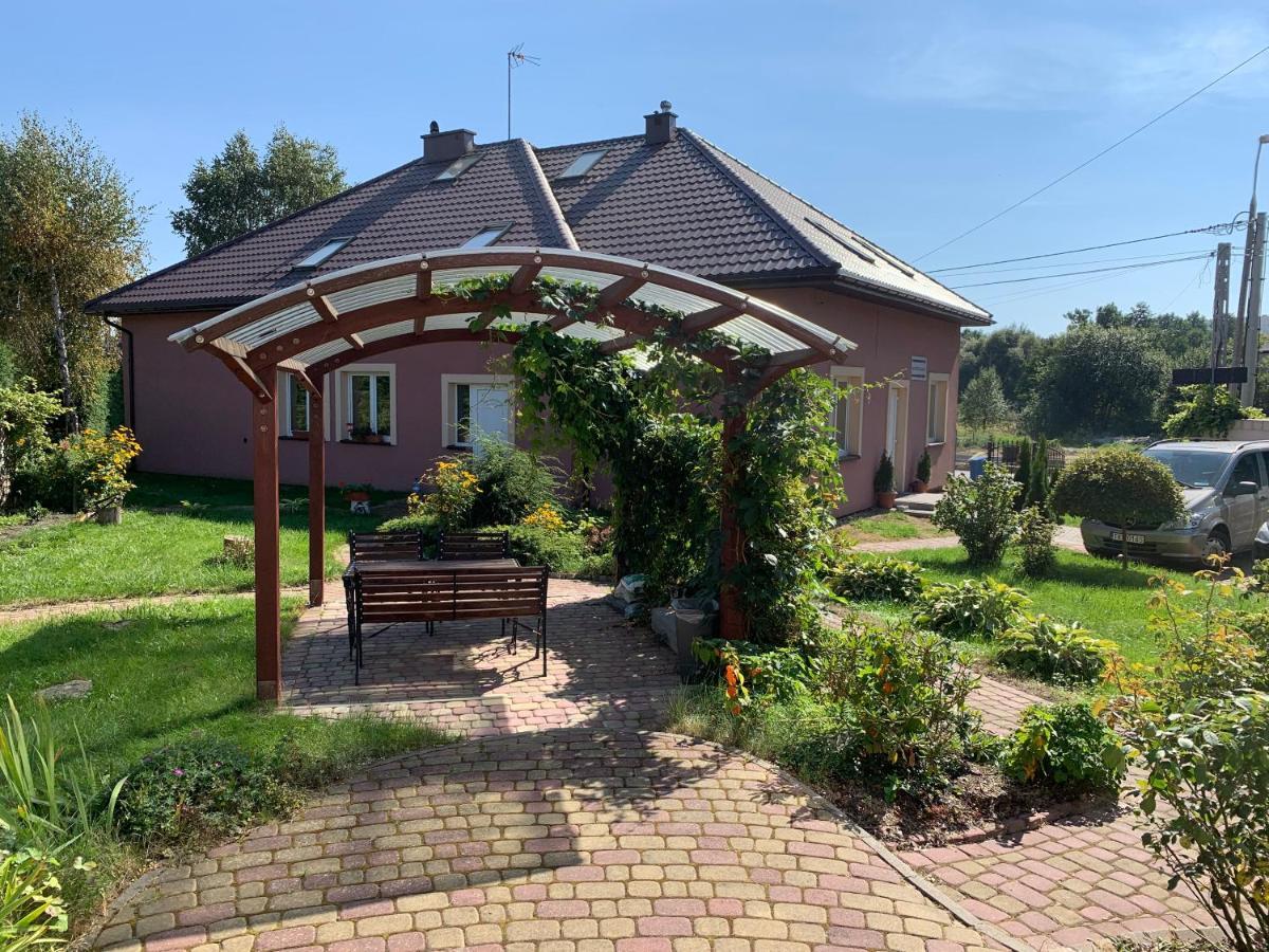 Medison Family Boutique B&B Kielce Buitenkant foto